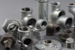 304 e 304l, encaixes forjados 304H, ss 316 e 316l, encaixes forjados 316H e SS 317 e 317, encaixes forjados e SS 321 e 321h encaixes forjados, encaixes forjados SS, ASME SA182M SS 317L T de solda de soquete, soquete 347 de aço inoxidável Conexões de solda, SS 347 com rosca